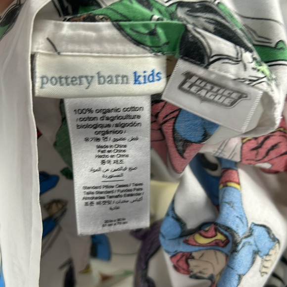 Pottery Barn Justice League Pillow Case -Organic Cotton - Picture 3 of 3